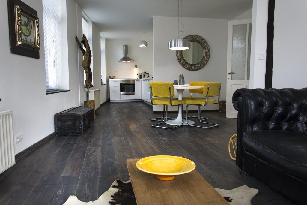 Entre Deux Pays Apartments スパ 部屋 写真